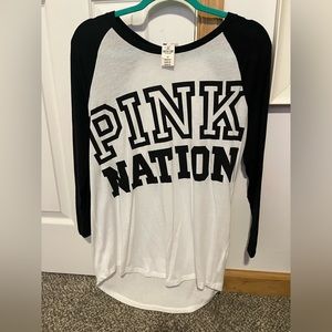 BNWT VS/PINK T-shirt Size L